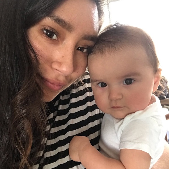 Meet ur sellerrrrr - Picture 3 of 5